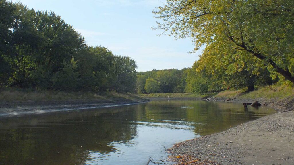 A view of the Mississippi River near its confluence with the Minnesota River (Bdote) near Fort Snelling.